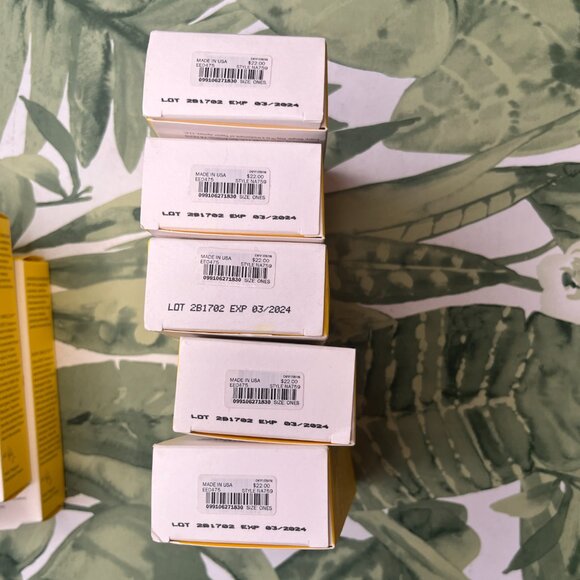 5 piece Supergoop Supergoop! SPF lotion sunscreen lot sephora NEW **FREE SHIP!! - Picture 3 of 6